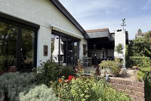 Lichtdurchflutetes Einfamilienhaus mit traumhaften Garten – Die vollständige Adresse der Immobilie erhältst du vom Anbieter., 63674 Altenstadt – Vorschaubild 1