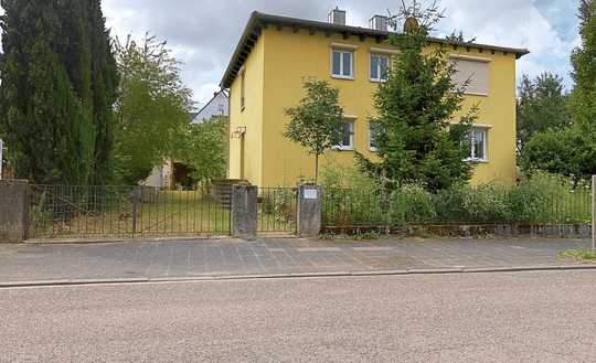 Stilvolles Einfamilienhaus im Grünen - einziehen und wohlfühlen