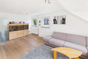 Moderne 2,5-Zimmer-Dachgeschosswohnung mit Stellplatz in Eil – 51145 Eil, Köln – Vorschaubild 4