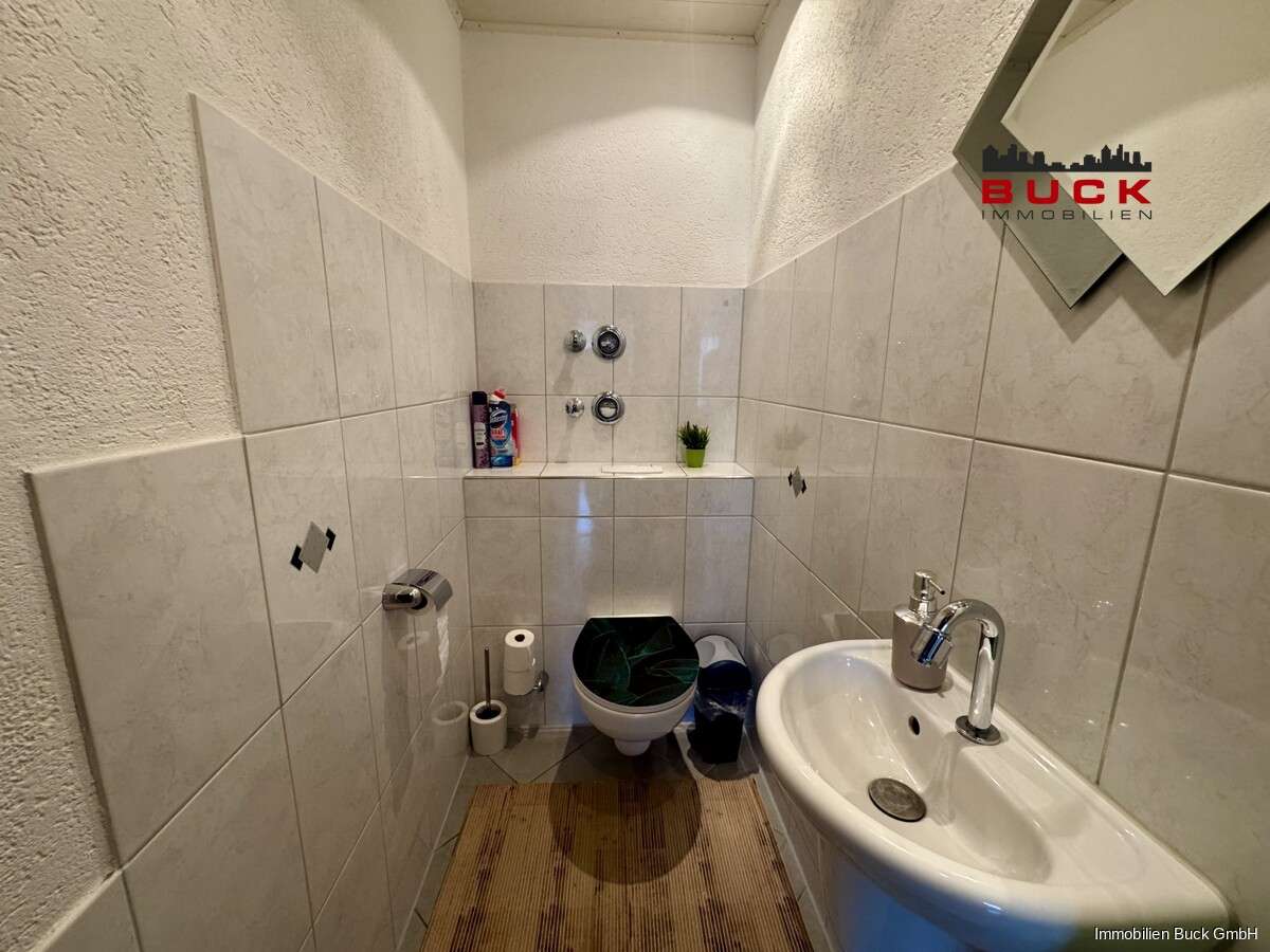 Immobilie in Amstetten - Gepflegte und gut vermietete 3,5-Zimmerwohnung mit Garage und Balkon in begehrter Lage! - Bild 0