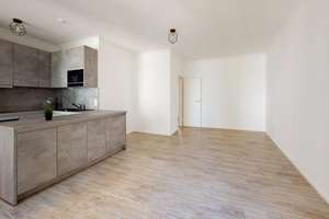 Nähe Merianplatz - Drei-Zimmer-Wohnung mit Balkon und Lift – 60316 Ostend, Frankfurt am Main – Vorschaubild 2