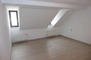 Lassen Sie sich überraschen! - Tolle 3-Raum im DG mit zusätzlichem Spitzboden – Sonnenstr. 78, 9130 Sonnenberg, Chemnitz – Vorschaubild 5