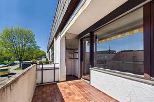 Voller Möglichkeiten: 3,5 Zimmer mit Südbalkon, Garage und Platz für neue Wohnideen – Die vollständige Adresse der Immobilie erhältst du vom Anbieter., 70439 Stammheim-Mitte, Stuttgart – Vorschaubild 7