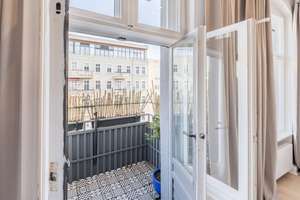 Hochwertig sanierte 4-Zimmer-Wohnung mit Balkon nahe KaDeWe – Nürnberger Straße 27, 10789 Charlottenburg, Berlin – Vorschaubild 6