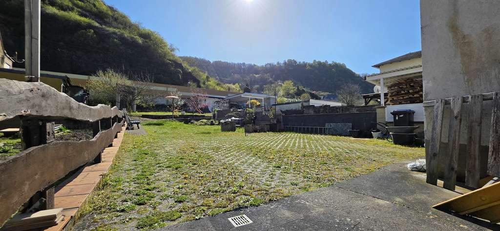 Immobilie in Kestert - Platz. Potenzial. Perspektive. – Ihr Familienhaus mit großem Grundstück - Bild 3