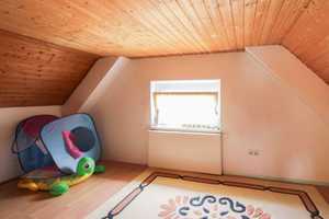 Gepflegtes, großzügiges 5-Zi.-Zuhause mit großem Garten – Neuburg-Schrobenhausen (Kreis) – Vorschaubild 10