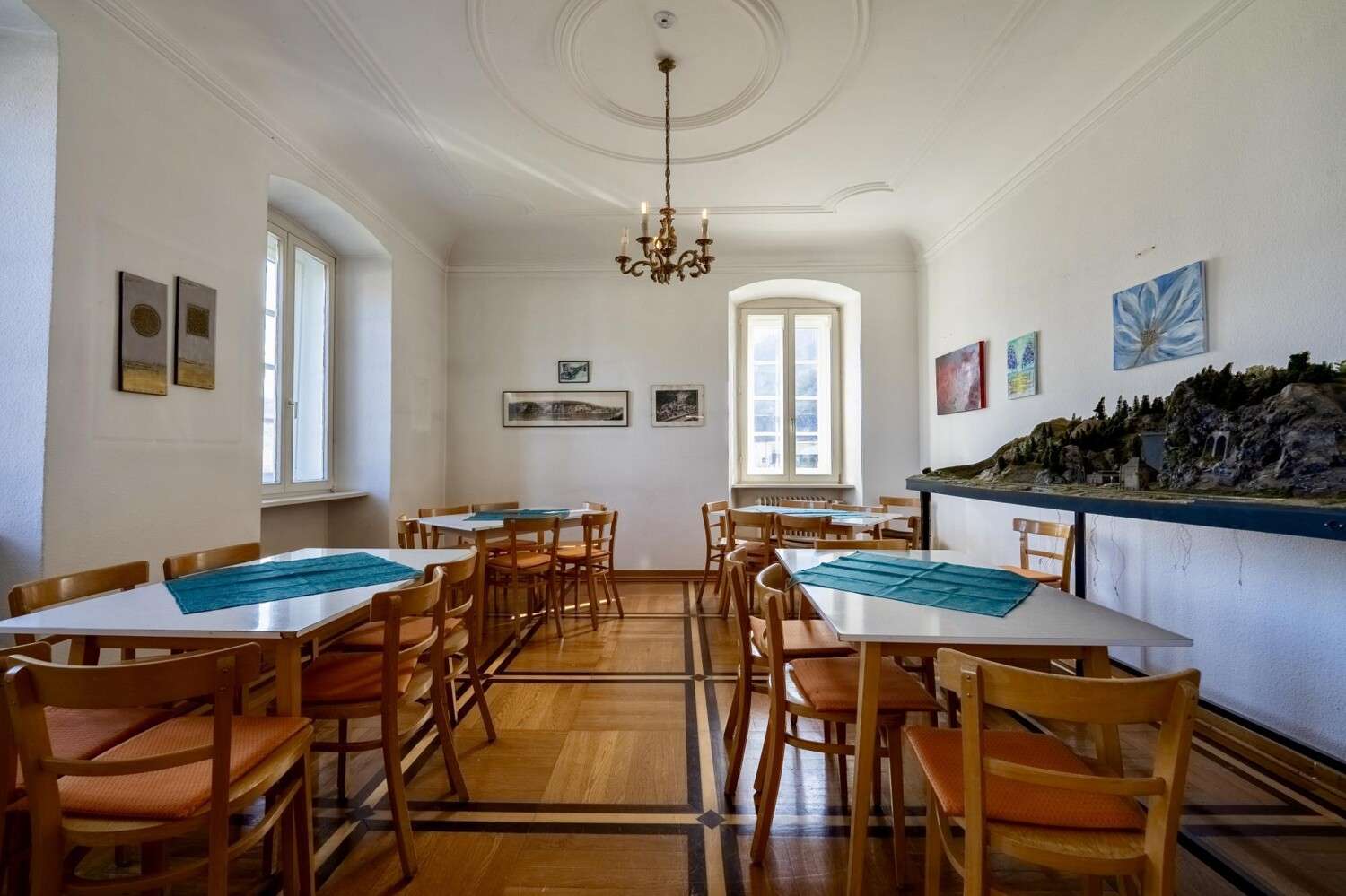 Immobilie in Boppard - Historisches, ehemaliges Pfarrhaus mit Rheinblick – Denkmalgeschütztes Ensemble aus dem Jahr 1716 - Bild 0