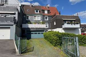 Reihenmittelhaus im Herzen von Lüttringhausen – Die vollständige Adresse der Immobilie erhältst du vom Anbieter., 42897 Lüttringhausen Mitte, Remscheid – Vorschaubild 1