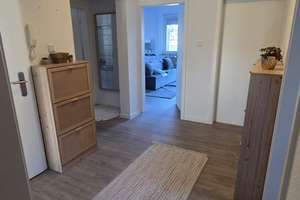 5-Zimmer-Wohnung mit Dachterrasse & 2 Balkonen in Langen
