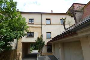 Denkmalgeschütztes Wohnhaus mit neuer Zentralheizung als Teil der historischen Schlossanlage – Die vollständige Adresse der Immobilie erhältst du vom Anbieter., 91743 Unterschwaningen – Vorschaubild 4