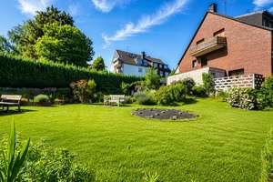 Käuferprovisionsfrei: Familienhaus mit 196 m², 5 Schlafzimmern, 3 Bädern und großem Garten – Dreigarbenfeld 20-22, 45359 Schönebeck, Essen – Vorschaubild 44