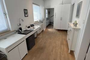 Hochwertig saniertes & modernisiertes Einfamilienhaus über 3 Ebenen mit EBK , City-Nähe – Die vollständige Adresse der Immobilie erhältst du vom Anbieter., 40721 Hilden – Vorschaubild 11