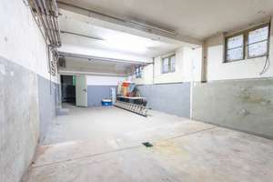 Mehrfamilienhaus mit großem Hintergebäude und Hofflächen für mehrere PKW – Die vollständige Adresse der Immobilie erhältst du vom Anbieter., 42651 Solingen-Mitte, Solingen – Vorschaubild 49