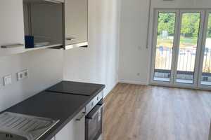 Exklusive 1-Raum-Wohnung mit gehobener Innenausstattung mit EBK in Regensburg – Otto-Hahn-Straße 10, 93053 Regensburg – Vorschaubild 1