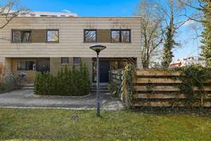 Reiheneckhaus in München / Einmalige Raumaufteilung / 5 Zimmer, Garten & viel Potenzial und TG-Platz – Die vollständige Adresse der Immobilie erhältst du vom Anbieter., 81673 Echarding, München – Vorschaubild 2