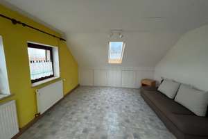 H-52158 - Dachgeschosswohnung mit Einbauküche in Helmbrechts – Volkerstraße 16, 95233 Helmbrechts – Vorschaubild 11
