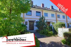 VERKAUFT | Familienfreundliches Mittelreihenhaus in ruhiger Lage von Halstenbek-Krupunder – Die vollständige Adresse der Immobilie erhältst du vom Anbieter., 25469 Halstenbek – Vorschaubild 1