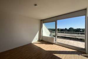 Terrassenwohnung mit Wasserblick: 2 Terrassen, 2 Bäder, 2 Zimmer … und viel Sonne! – Alt-Pichelsdorf 33A, 13595 Wilhelmstadt, Berlin – Vorschaubild 12