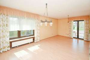 Sanierungsbedürftiges Haus mit Garage und Caport auf großem Grundstück! – Die vollständige Adresse der Immobilie erhältst du vom Anbieter., 33106 Elsen, Paderborn – Vorschaubild 3