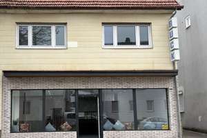 Wohnen & Investieren: Modernisiertes Wohn- und Geschäftshaus mit Stehimbiss-Konzession – Die vollständige Adresse der Immobilie erhältst du vom Anbieter., 72461 Albstadt – Vorschaubild 2