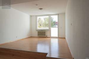 1-Zimmer-Wohnung mit Westbalkon, Einbauküche & Tiefgaragenstellplatz – Freiburg Wiehre