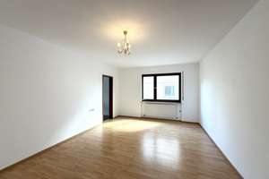Geräumige 3,5-Zimmer-Wohnung mit hochwertiger Küche, Südbalkon & Stellplatz – Die vollständige Adresse der Immobilie erhältst du vom Anbieter., 70439 Stammheim-Süd, Stuttgart – Vorschaubild 11