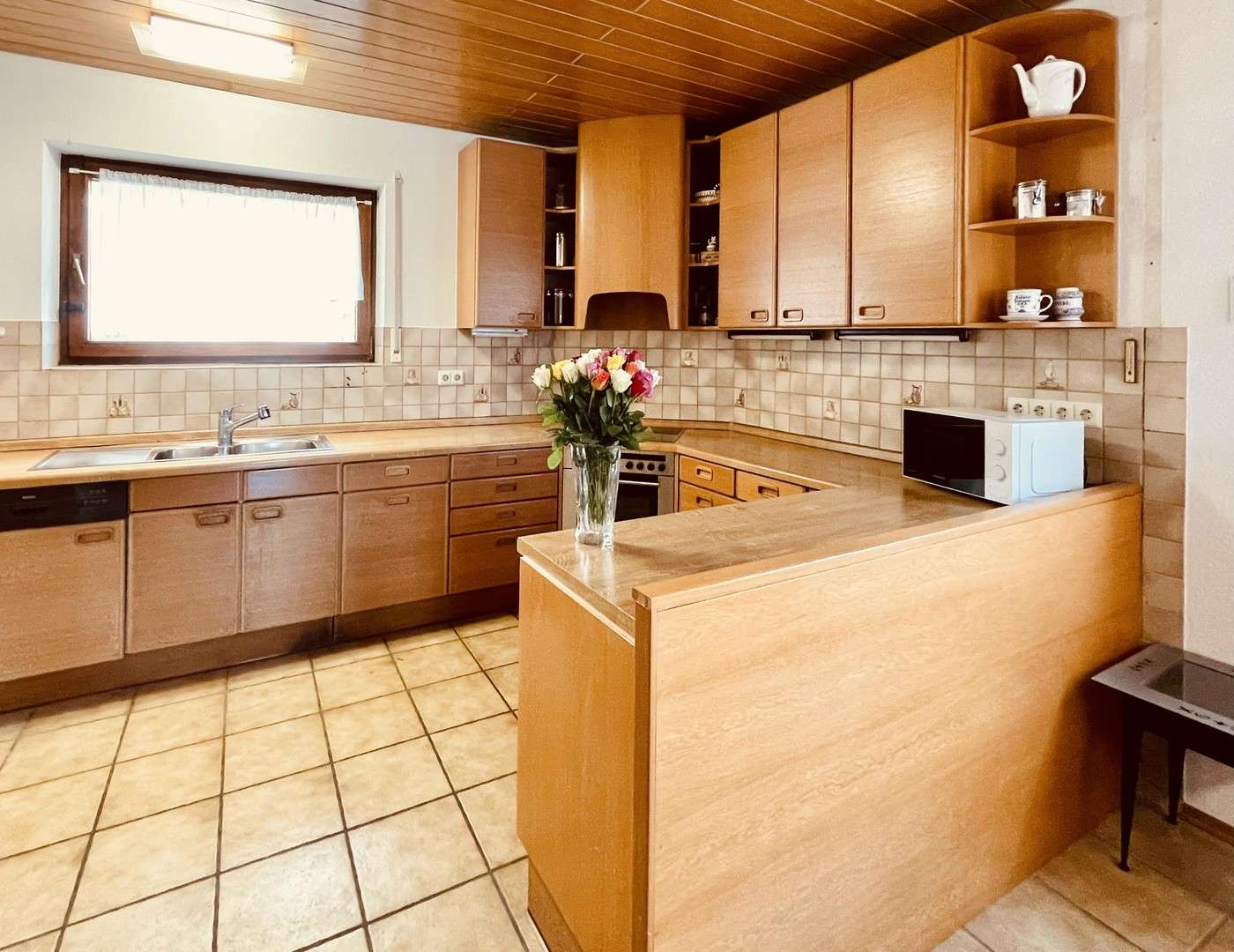 Immobilie in Simmozheim - Mehrgenerationenhaus in Toplage Simmozheim - 190 m², Fußbodenheizung, Superdämmung - Bild 0