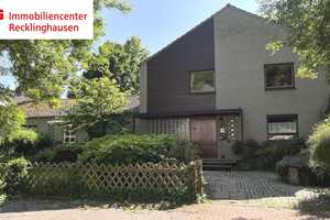 Großzügiges Einfamilienhaus mit Arztpraxis und Doppelgarage auf großem Kaufgrund ca. 2442 m² dir – Recklinghausen (Kreis) – Vorschaubild 1