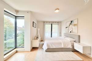 LUXUS & LEBENSQUALITÄT ✨ Stilvolle Villa mit Einliegerwohnung, Sauna & Kamin in Hofheim! – Die vollständige Adresse der Immobilie erhältst du vom Anbieter., 65719 Hofheim am Taunus – Vorschaubild 1