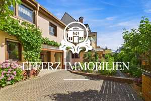 Charakteristisches Haus mit zwei Einheiten, charmantem Innenhof und vielen Möglichkeiten! – Ahrweiler (Kreis) – Vorschaubild 1