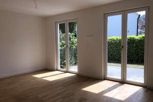 Familienfreundliche Doppelhaushälfte mit Garten und direktem Zugang zur Tiefgarage – Die vollständige Adresse der Immobilie erhältst du vom Anbieter., 22589 Iserbrook, Hamburg – Vorschaubild 3