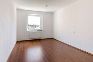 Sonnige 3-Zi.-Wohnung mit Südbalkon in ruhiger Lage! – Die vollständige Adresse der Immobilie erhältst du vom Anbieter., 85567 Grafing bei München – Vorschaubild 6