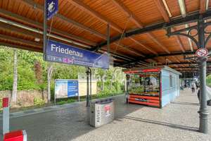 Drei separat begehbare Zimmer und großzügige Wohnküche – Die vollständige Adresse der Immobilie erhältst du vom Anbieter., 12159 Schöneberg, Berlin – Vorschaubild 8
