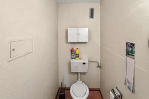 Renovierungsbedürftige 4-Zimmerwohnung zum Selbstbezug in München-Aubing – Die vollständige Adresse der Immobilie erhältst du vom Anbieter., 81243 Aubing-Süd, München – Vorschaubild 10