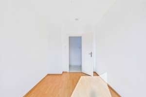 Gepflegte 3-Zimmer-Wohnung mit zwei Balkonen in bester Lage der Karlsruher Weststadt – Die vollständige Adresse der Immobilie erhältst du vom Anbieter., 76185 Weststadt, Karlsruhe – Vorschaubild 15