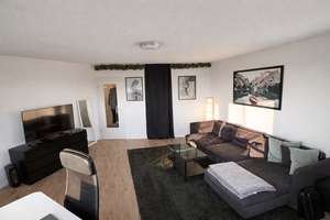 Lichtdurchflutete Wohnung mit separater Küche & modernem Bad