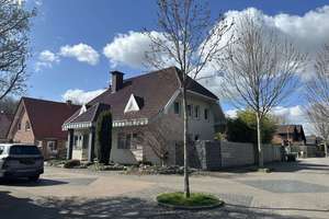 Exklusives hochwertiges Einfamilienhaus mit traumhaftem Garten, Garage und Saunahaus – Die vollständige Adresse der Immobilie erhältst du vom Anbieter., 48683 Ahaus – Vorschaubild 1