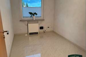 Stilvolle 3,5-Zimmer Wohnung mit Balkon in Bochum – Die vollständige Adresse der Immobilie erhältst du vom Anbieter., 44869 Höntrop, Bochum – Vorschaubild 9