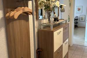 2-Zimmer-Wohnung mit Balkon sowie diversem Mobiliar kostenfrei  ab September verfügbar – Spervogelweg 26, 45279 Freisenbruch, Essen – Vorschaubild 10