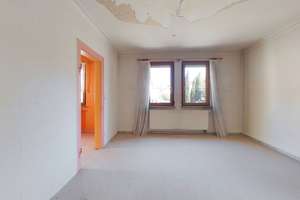 Historisches Wohnhaus mit 9 Zimmern und Garten auf 452m² Grundstück in zentraler Lage von Böckingen – Die vollständige Adresse der Immobilie erhältst du vom Anbieter., 74080 Böckingen, Heilbronn – Vorschaubild 8