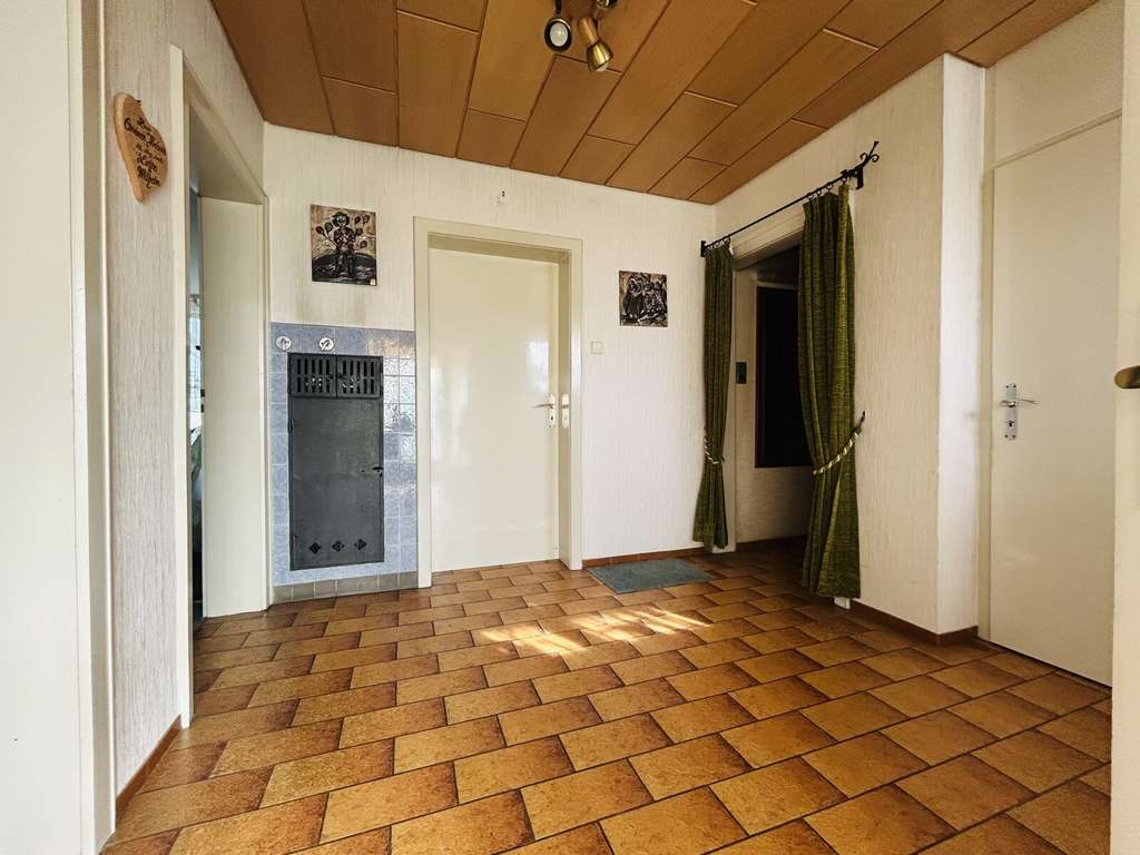 Immobilie in Kirchberg an der Jagst - Charmantes Einfamilienhaus mit großem Grundstück - Bild 2