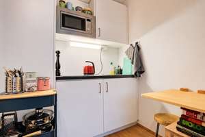 Nur für Studenten und Auszubildende! Vollmöbliertes Apartment in infrastrukturstarker Lage – Die vollständige Adresse der Immobilie erhältst du vom Anbieter., 81677 Steinhausen, München – Vorschaubild 3