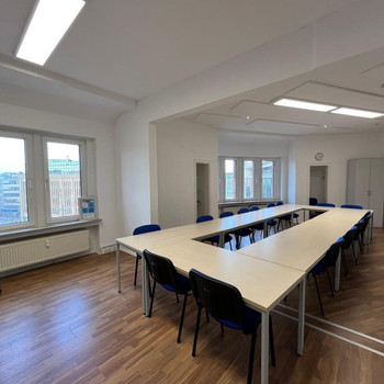Attraktive Büro- und Schulungsfläche direkt am Hansaplatz | Innenstadt | gute Anbindung