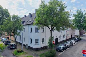 **Gepflegtes 7-Familienhaus in Mülheim-Styrum | 5,7 % Rendite | Umfangreich modernisiert**