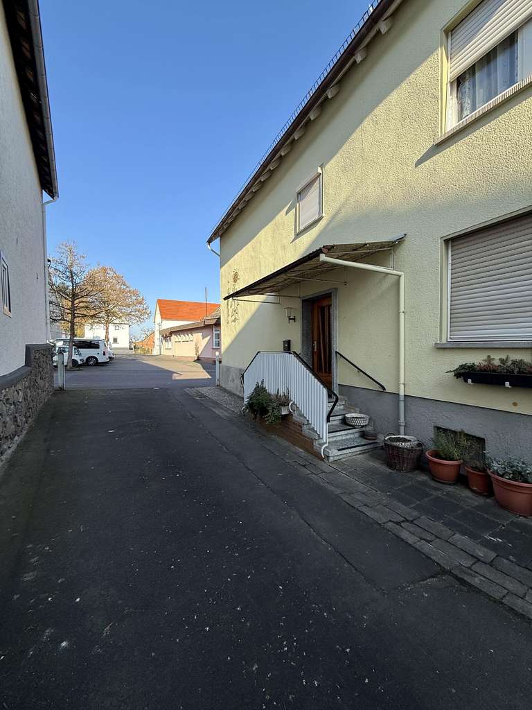 Immobilie in Fernwald - Zwei Häuser auf einem Grundstück in Annerod - Bild 1