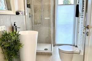 Ihr privates Paradies: Luxuriöses Anwesen mit Einliegerwohnung und Pool – München – Vorschaubild 17