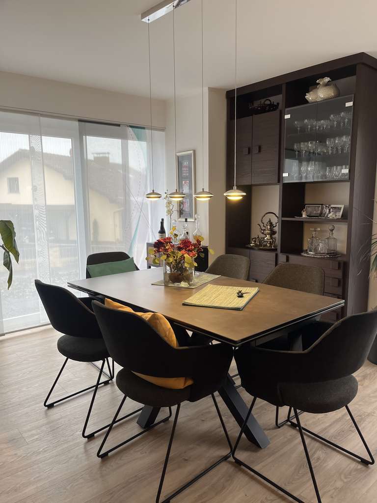 Immobilie in Reiskirchen - 125 qm-Whg, die sich selbst versorgt – und Ihre Energiekosten fast eliminiert. - Bild 4