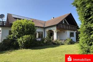 2 Familien-Wohnhaus in ruhiger und bevorzugter Aussichtslage! – Die vollständige Adresse der Immobilie erhältst du vom Anbieter., 73095 Albershausen – Vorschaubild 1