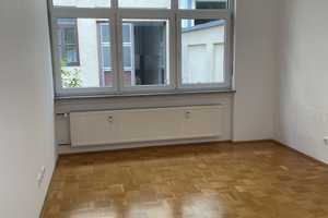 Schwabing, Nähe Engl. Garten: Kleines Haus, 3 Zi ca. 86m²  in  bester Wohnlage – München – Vorschaubild 5