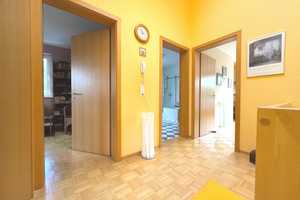 Wunderschöne Doppelhaushälfte in Trier-Irsch mit großem Grundstück, Garage und Carport! – Trier – Vorschaubild 8